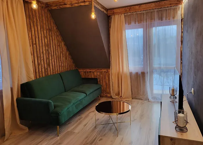 Harenda 2 דירה זקופאנה